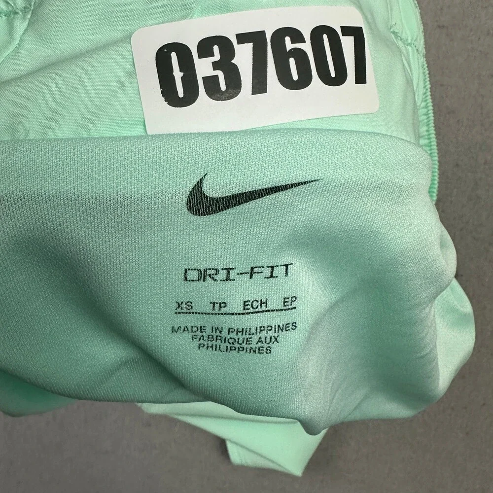 Nike Swift Running Shorts Women XS Green Dri-FIT Reflective Training Lining